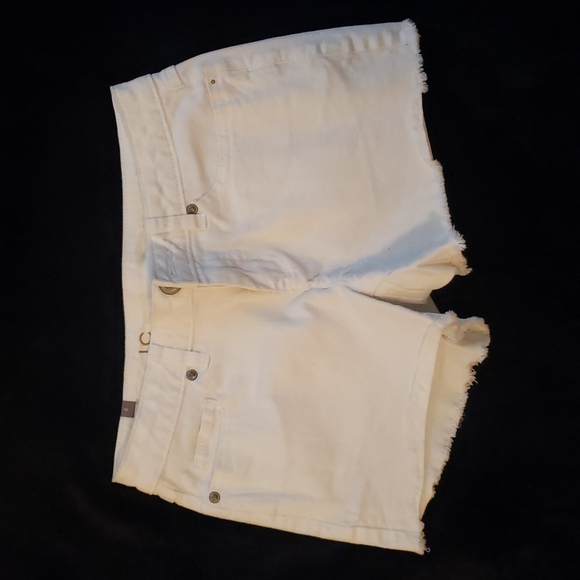 LC Lauren Conrad Pants - Womens white jean shorts, size 4, Lauren Conrad